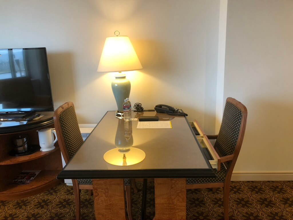 ウェスティン大阪　宿泊記　朝食　エグゼクティブラウンジ　アクセス　行き方　エグゼクティブキング　spgamex　プラチナ　特典