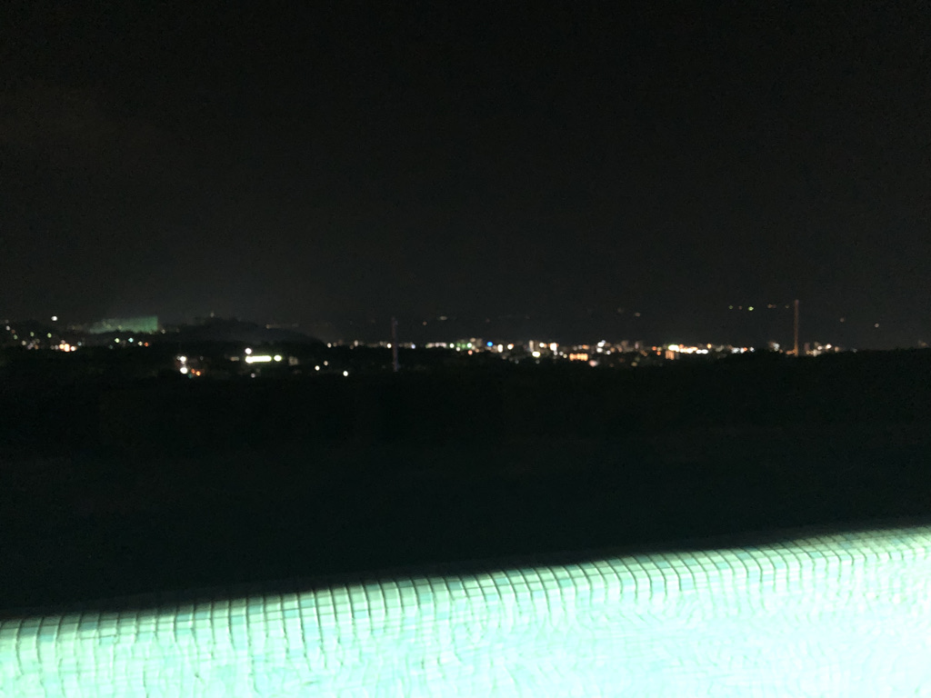 杉乃井ホテル　ブログ　宿泊記　朝食　夕食　バイキング　プール　温泉　アクアガーデン　コインランドリー　口コミ　大浴場　格安　激安　本館