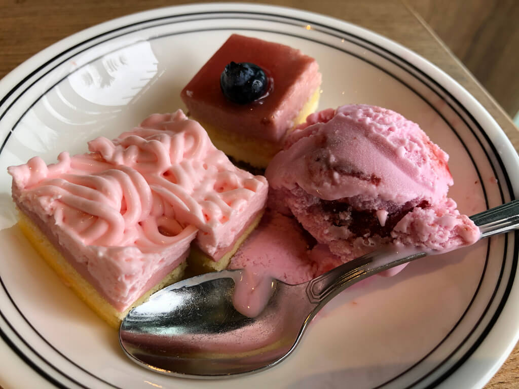 ルネッサンスリゾートオキナワ　クラブサビー宿泊記　朝食　ランチ　ディナー　周辺ご飯　セイルフィッシュカフェ