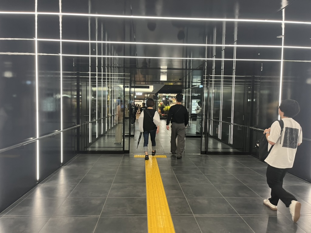 コンラッド名古屋　アクセス　レビュー　プール　ジム
