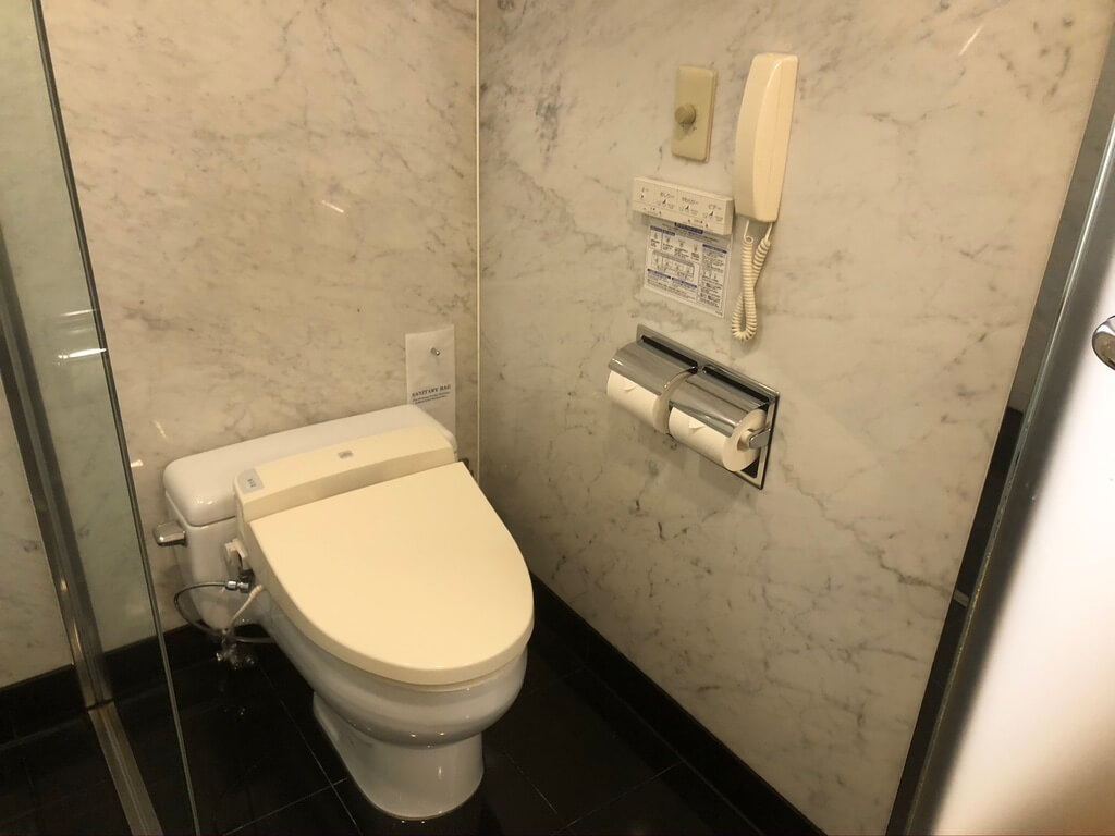 ウェスティン大阪　宿泊記　朝食　エグゼクティブラウンジ　アクセス　行き方　エグゼクティブキング　spgamex　プラチナ　特典