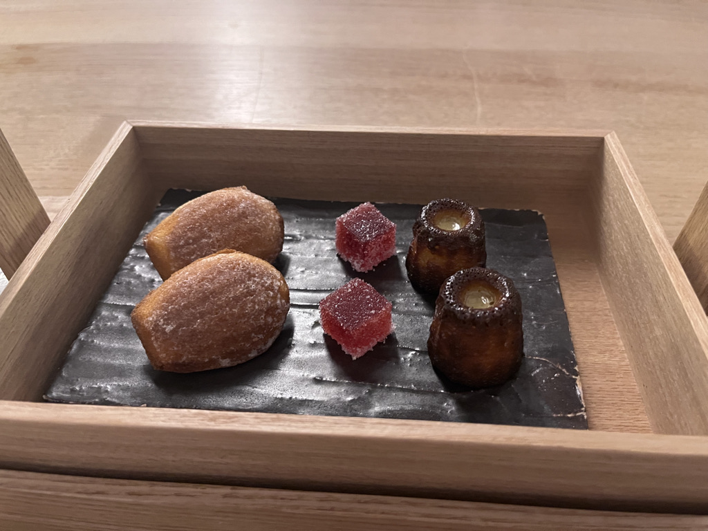 アズミ瀬戸田　AzumiSetoda　宿泊記　ブログ　アメニティ　アクセス　食事　朝食　