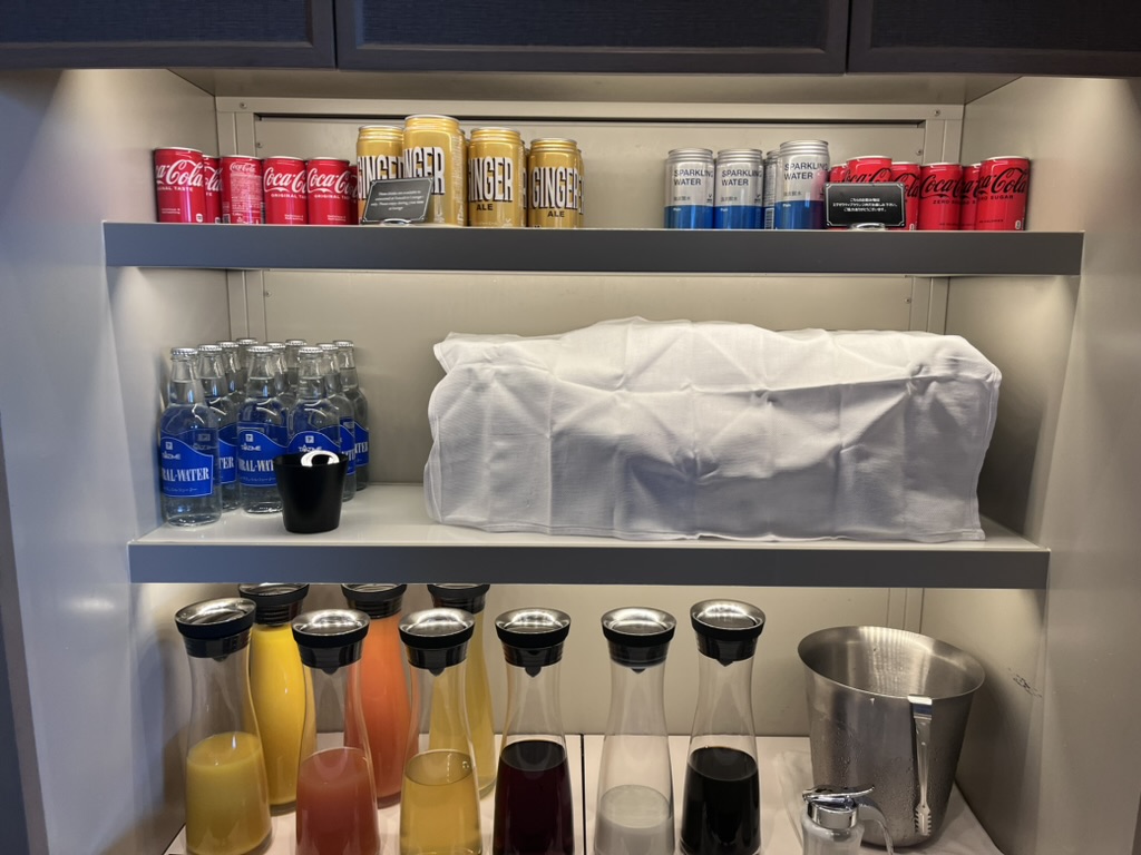 ヒルトン広島　エグゼクティブラウンジ　利用できる条件　服装