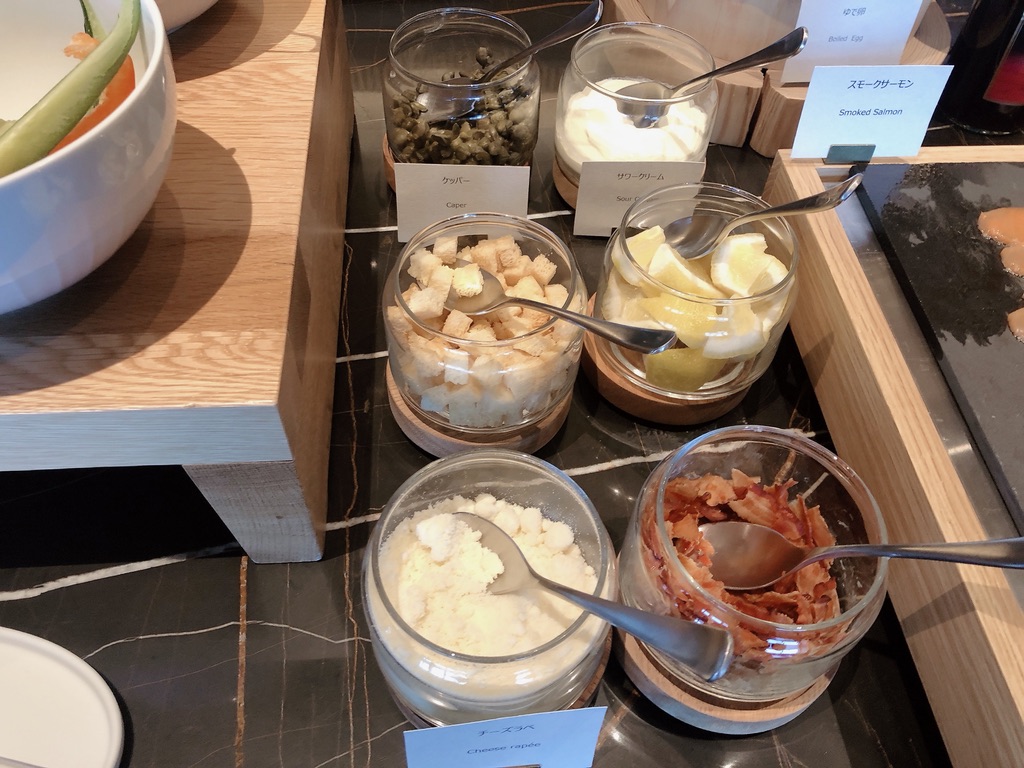 リッツカールトン福岡　クラブラウンジ　朝食　料金　アフタヌーンティ