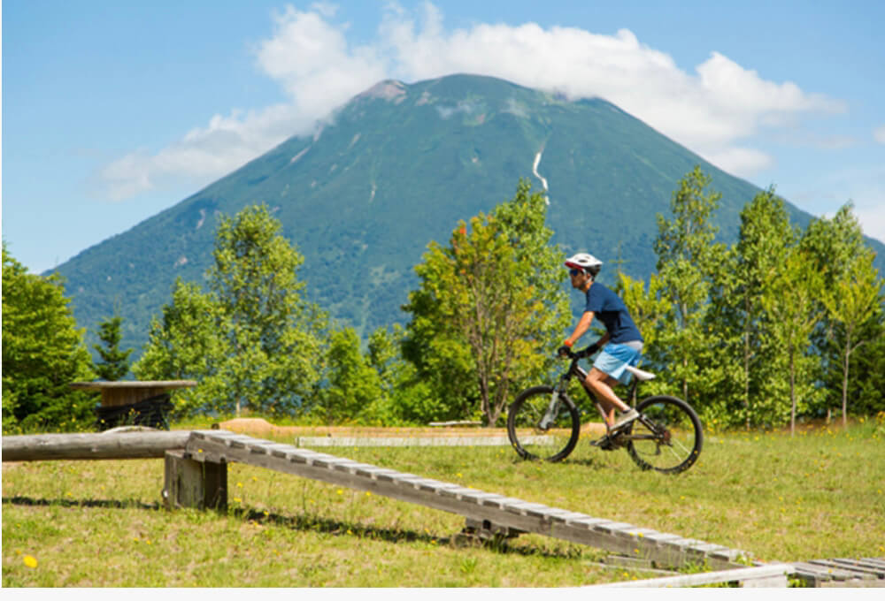 C9334275 B5F7 4C18 A94B 62E2F294A951