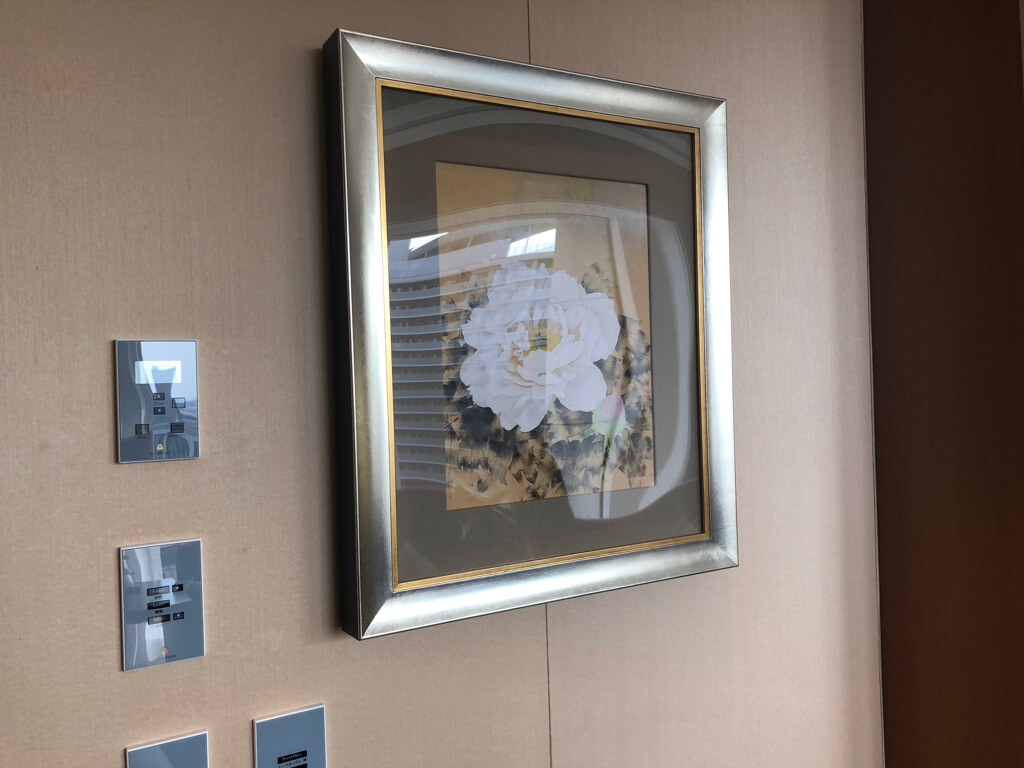 セントレジス大阪　ブログ　　宿泊記　子供添い寝　朝食　アクセス　駐車場　タイタニックオムレツ　プラチナ特典　バトラーサービス　マリオットボンヴォイアメックス　紹介　アメニティ