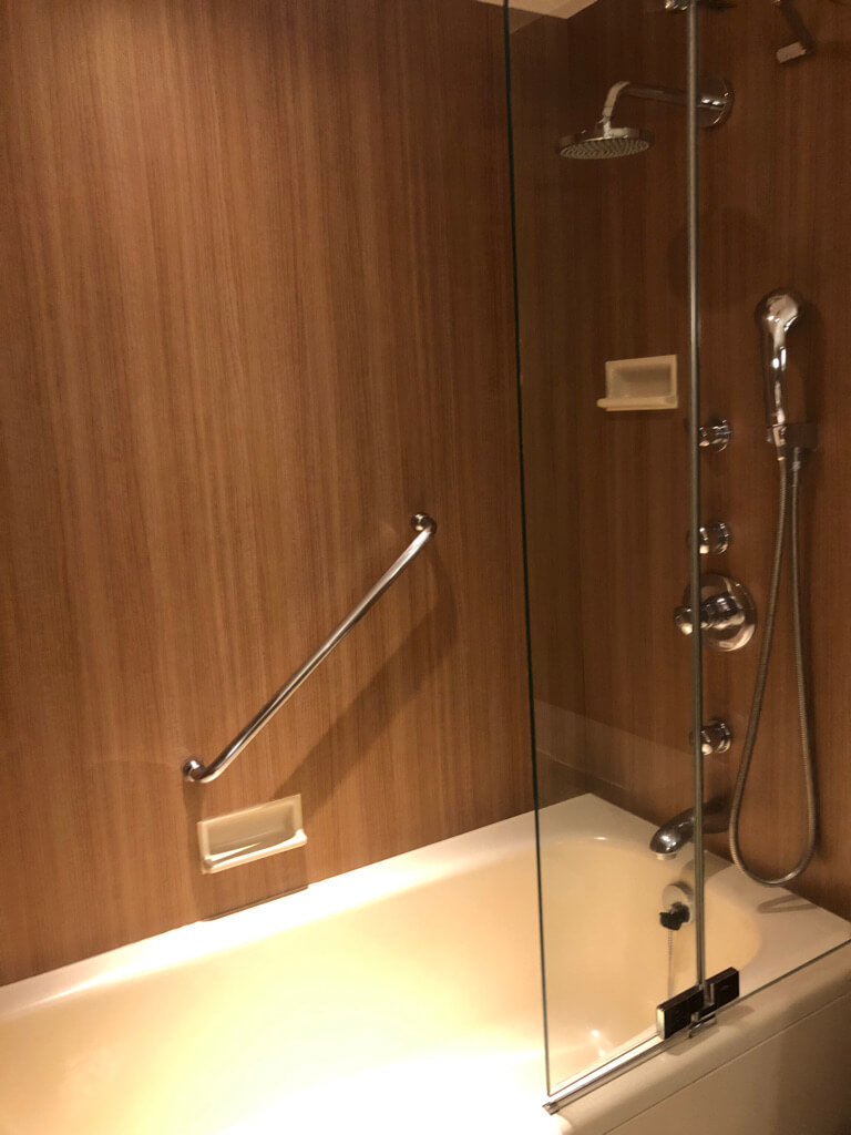 ヒルトン名古屋　子連れ宿泊　LOVEあいちキャンペーン　愛知県民割　朝食　子供料金　プール　ジム　駐車場