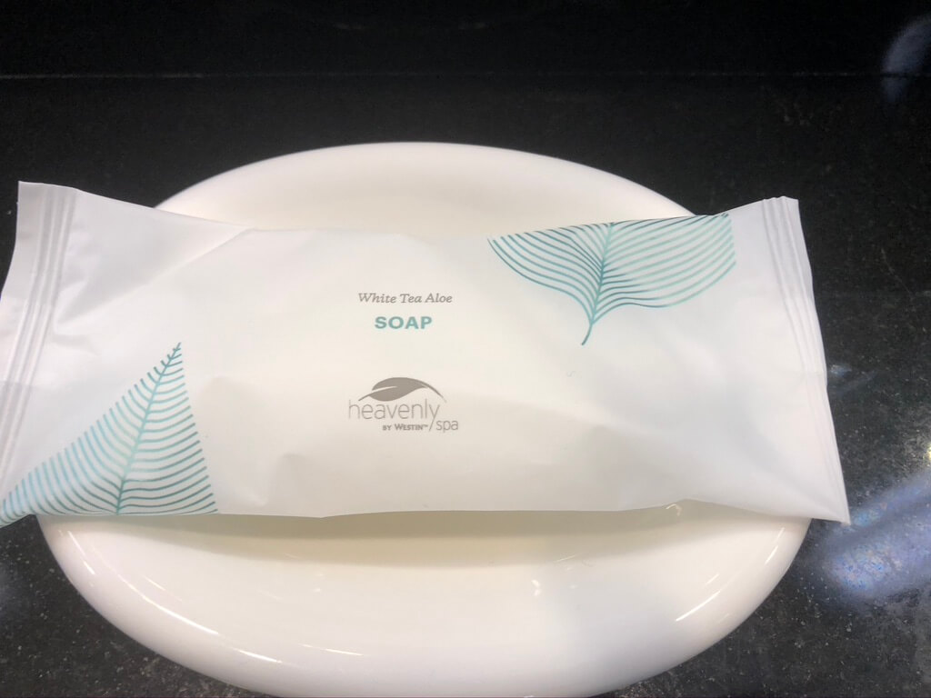 ウェスティン大阪　宿泊記　朝食　エグゼクティブラウンジ　アクセス　行き方　エグゼクティブキング　spgamex　プラチナ　特典