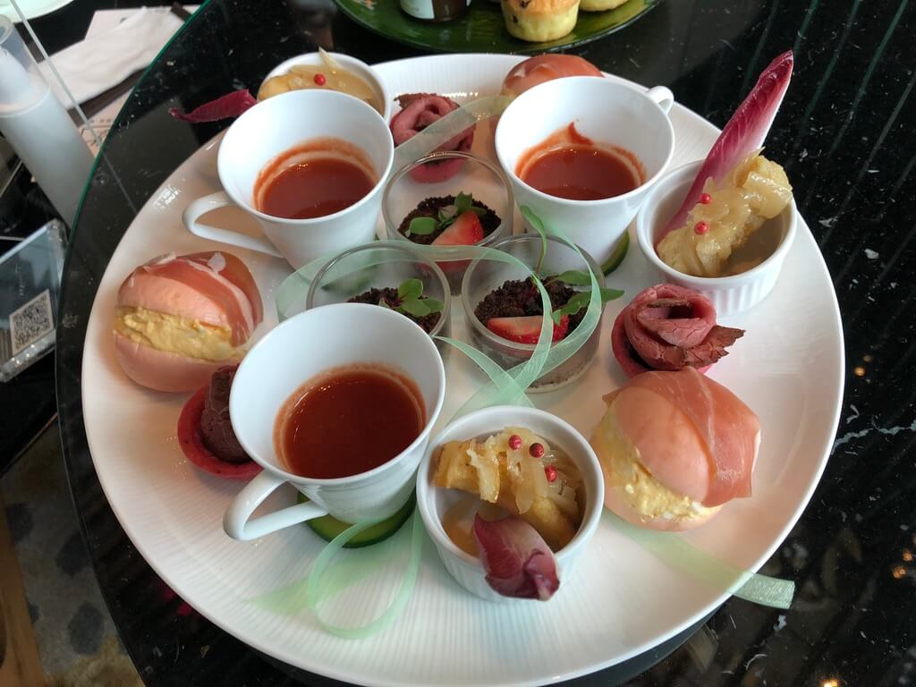 プリンスギャラリー紀尾井町　宿泊記　朝食　ジム　プール　温浴施設　プラチナ特典　SPGアメックス紹介　アフタヌーンティ