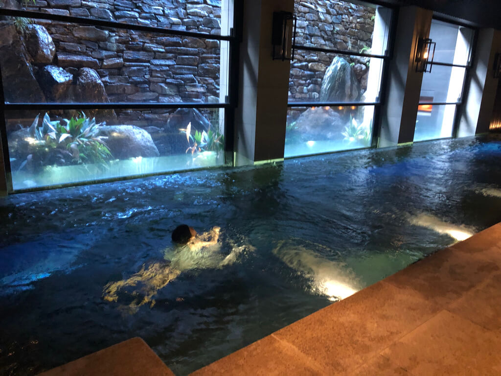 リッツカールトン京都子連れ宿泊記☆どこを取ってもアートな空間、朝食も最高!良さを再認識した宿泊となりました♡ 91 リッツカールトン京都 ブログ spgamex紹介 プラチナ会員 特典 朝食 プール アクティビティ 子供添い寝 アメニティ インルーム ルームサービス