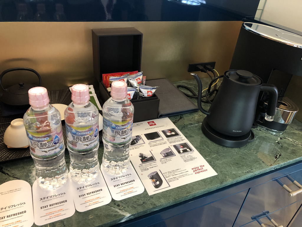 ウェスティン都ホテル京都　子連れ　宿泊記　ブログ　2ベッドルームスイート 1キングベッド＆2シングルベッド　子供添い寝　ジム　プール　温泉　朝食　クラブラウンジ　spgアメックス紹介　プラチナ特典　アメニティ