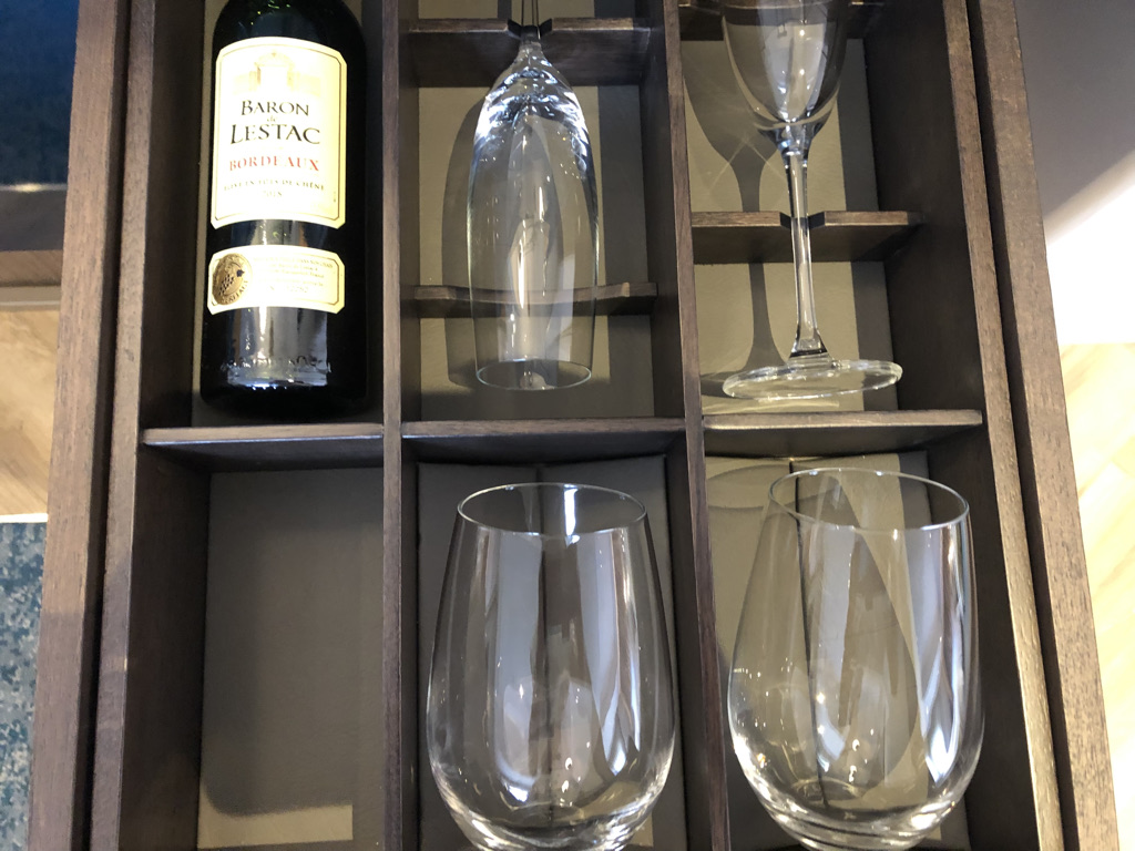 ウェスティン都ホテル京都　子連れ　宿泊記　ブログ　2ベッドルームスイート 1キングベッド＆2シングルベッド　子供添い寝　ジム　プール　温泉　朝食　クラブラウンジ　spgアメックス紹介　プラチナ特典　アメニティ