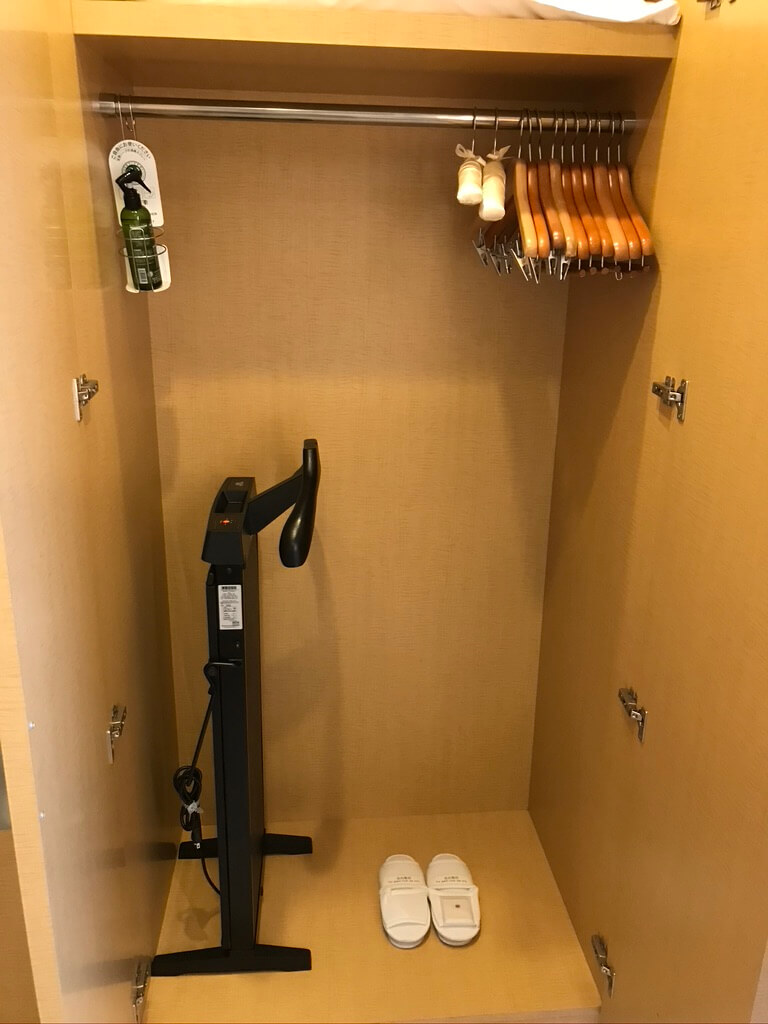 D502730B 49A6 43AD 8F73 9398578DABD6