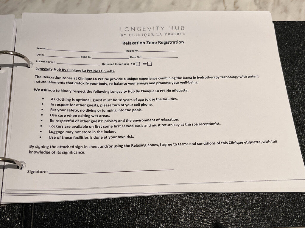 セントレジスバンコク　宿泊記　送迎　アクセス　朝食　プール　ジム　サウナ　子供添い寝年齢　マリオットボンヴォイアメックス　プラチナ特典　バトラーサービス