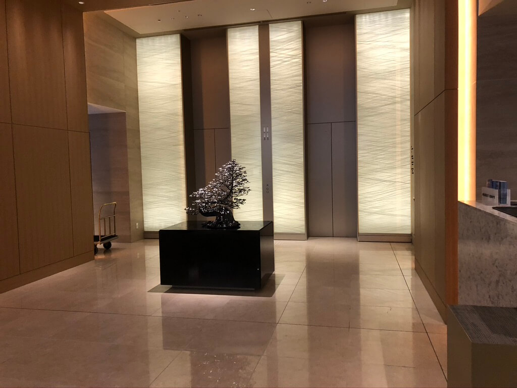 コートヤード・バイ・マリオット大阪本町　宿泊記　朝食　ハッピーアワー　カクテルタイム　アップグレード　プラチナ特典　エコサービス　SPGアメックス　紹介