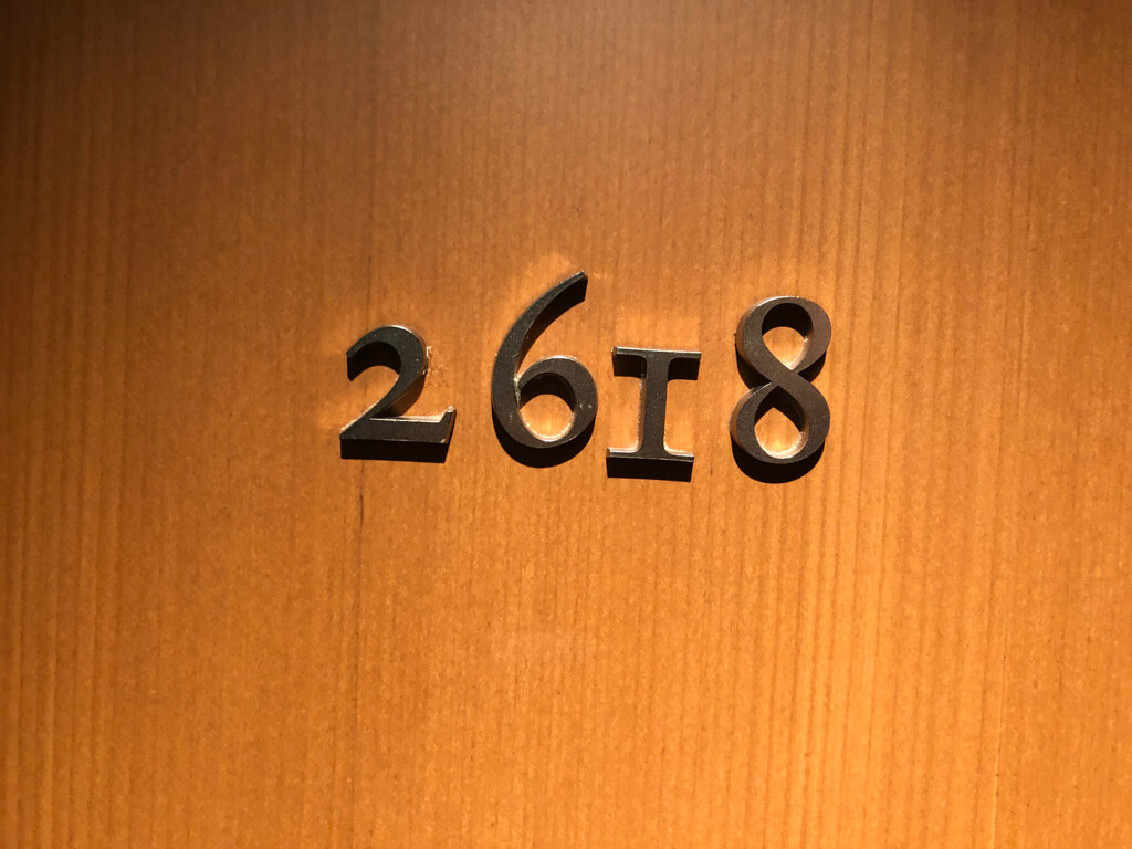 セントレジス大阪　ブログ　　宿泊記　子供添い寝　朝食　アクセス　駐車場　タイタニックオムレツ　プラチナ特典　バトラーサービス　マリオットボンヴォイアメックス　紹介　アメニティ