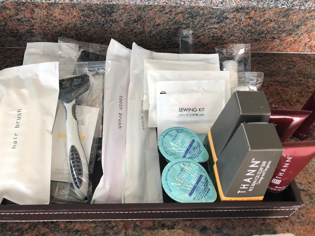 沖縄マリオット 宿泊記 パノラマオーシャンスイートプレミアム 部屋 館内施設 格安宿泊　プラチナ特典 SPGアメックス紹介　ジム　プール　スパ