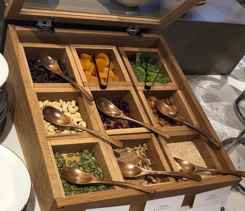 コートヤード・バイ・マリオット名古屋　宿泊記 ブログ　開業日　朝食　コインランドリー　フィットネスジム　ラウンジ　プラチナ特典　マリオットボンヴォイアメックスプレミアム紹介　アクセス