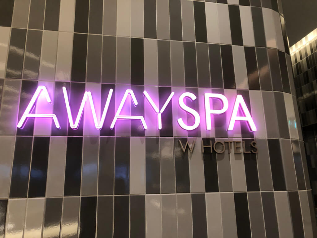 w大阪　ホテル　宿泊記　大浴場　駐車場　プール　読み方　プラチナ特典　マリオットボンヴォイアメックス紹介