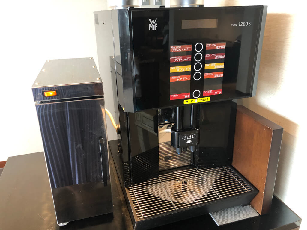 ルネッサンスリゾートオキナワ　子連れ　宿泊記　クラブサビーラウンジ