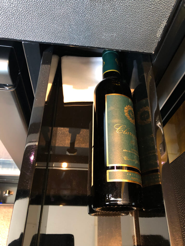 セントレジス大阪　ブログ　　宿泊記　子供添い寝　朝食　アクセス　駐車場　タイタニックオムレツ　プラチナ特典　バトラーサービス　マリオットボンヴォイアメックス　紹介　アメニティ