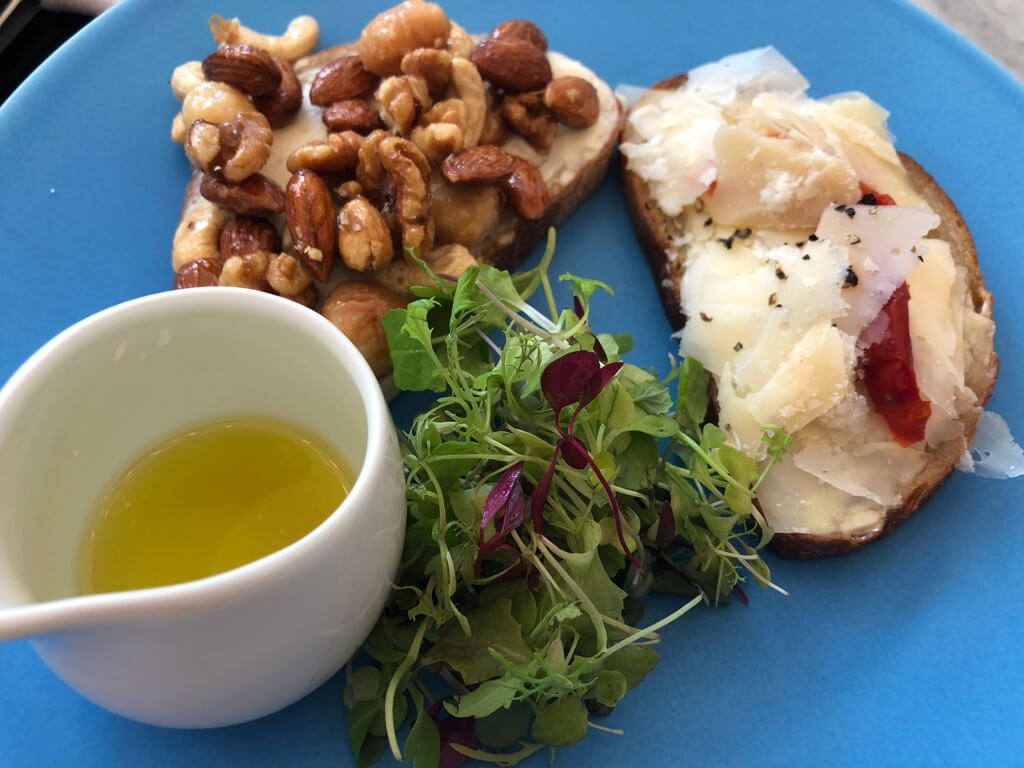 W大阪　マーベラススイート　子連れ　宿泊記 SPGアメックス紹介　朝食　プール　WETバー　サウナ　大浴場　フィットネスジム　駐車場　プラチナ特典　ルームサービス