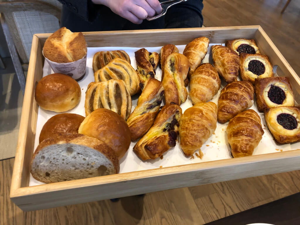 JWマリオット・ホテル奈良　宿泊記 ラウンジ　朝食　プール　フィットネスジム　子供添い寝　アクティビティ　駐車場料金　SPGアメックス　紹介　プラチナ特典