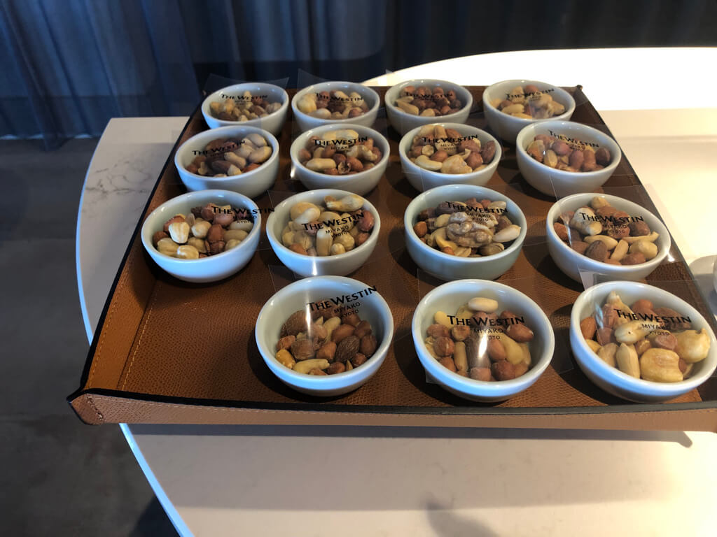 ウェスティン都ホテル京都　宿泊記　ジュニアスイート　子連れ旅　子供添い寝　クラブラウンジ　プール　ジム　SPA　華頂　温泉　spgアメックス紹介　プラチナ特典