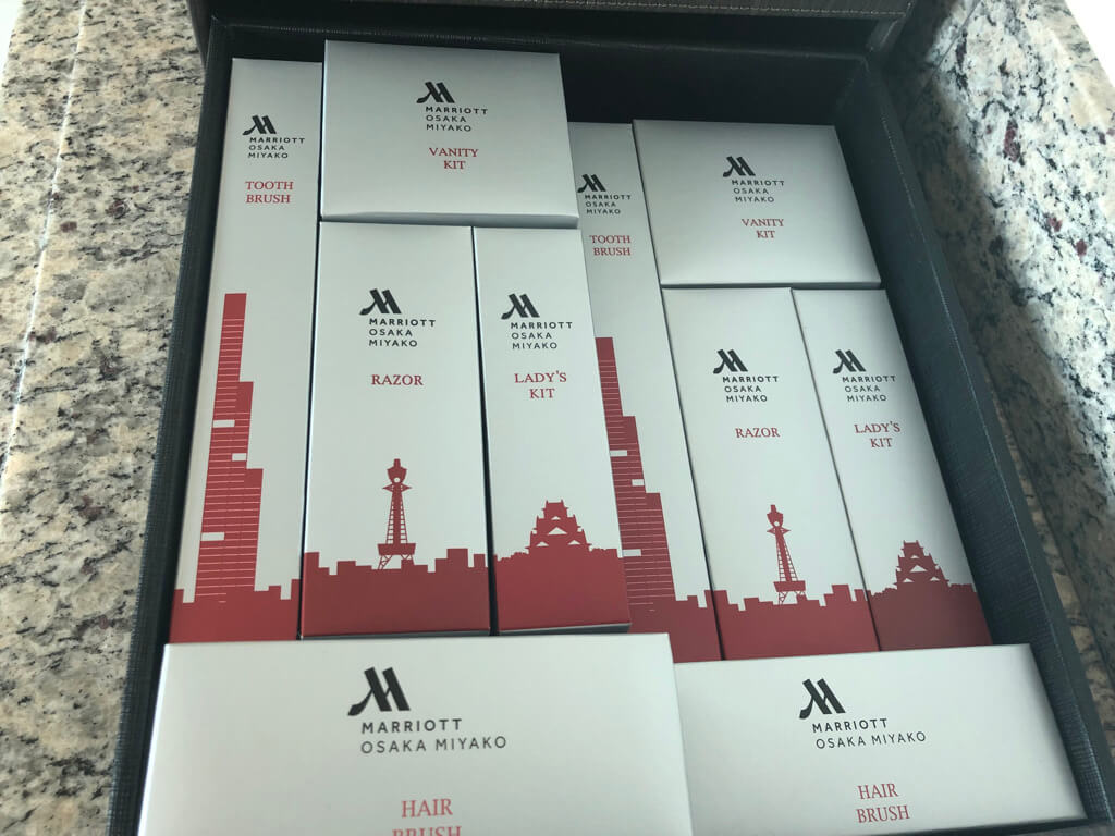 大阪マリオット都ホテル　ブログ　ジュニアスイート　子供添い寝無料　宿泊記　連休　格安　朝食　ラウンジ　あべのハルカス　プラチナ特典　　駐車場　マリオットボンヴォイアメックス紹介