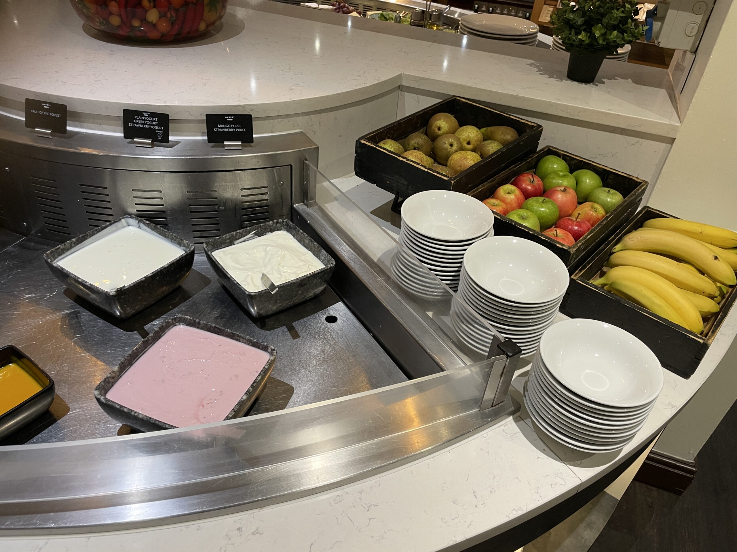 デルタホテルズbyマリオットヒースローウィンザー宿泊記★空港激近!ロンドン市内アクセス良好ホテル 32 ヒースローウィンザーマリオット 宿泊記 朝食 ラウンジ プラチナ特典 ジム