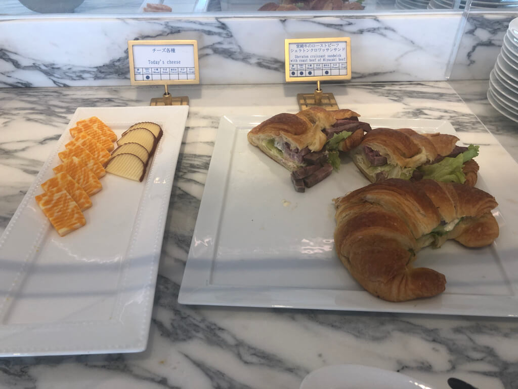 宮崎シェラトン　シーガイア　シェラトン・グランデ・オーシャンリゾート　子連れ　宿泊記　ブログ　激安　無料　宿泊　朝食　ラウンジ　プール　花火　子供添い寝　SPGアメックス　紹介　プラチナ特典　クラブラウンジ