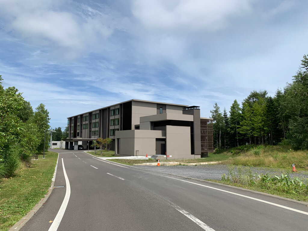 ニセコ東山ビレッジリッツカールトンリザーブ　子連れ　ブログ　宿泊記　プラチナ特典　朝食　アクティビティ　温泉　プール　マリオットボンヴォイアメックスプレミアム　紹介