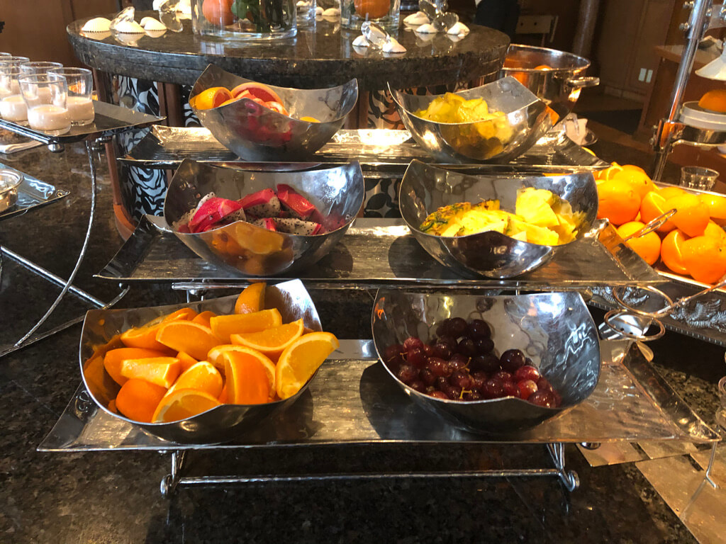 ルネッサンスリゾートオキナワ　クラブサビー宿泊記　朝食　ランチ　ディナー　周辺ご飯　フォーシーズン