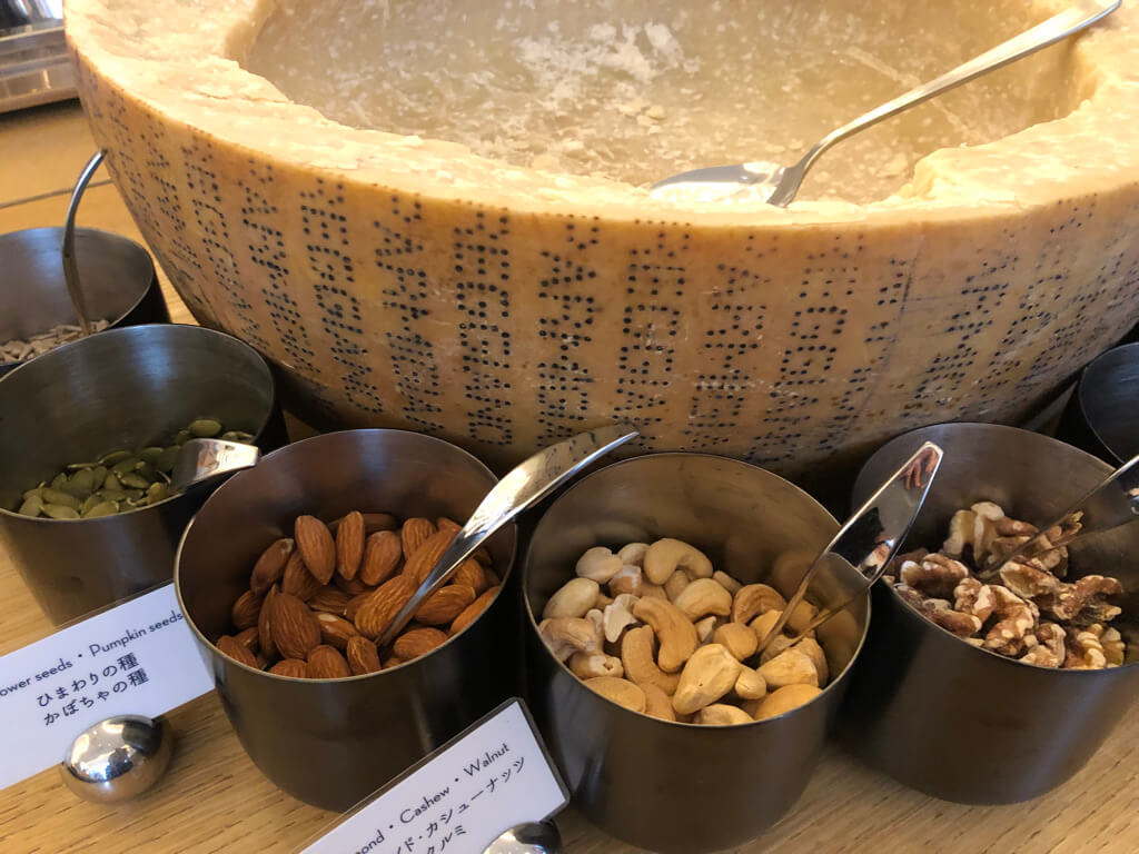 W大阪　子連れ　宿泊記　　ブログ　朝食　マーベラススイート　プール　ジム　バー　添い寝無料　マリオットボンヴォイアメックス　紹介