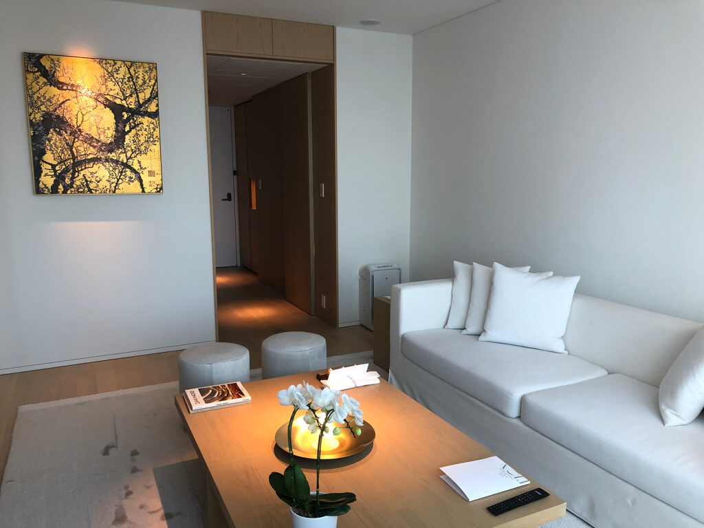 東京エディション虎ノ門　スイート　宿泊記　ブログ　アクセス　朝食　プール　ジム　マリオット特典　マリオットボンヴォイアメックス　紹介