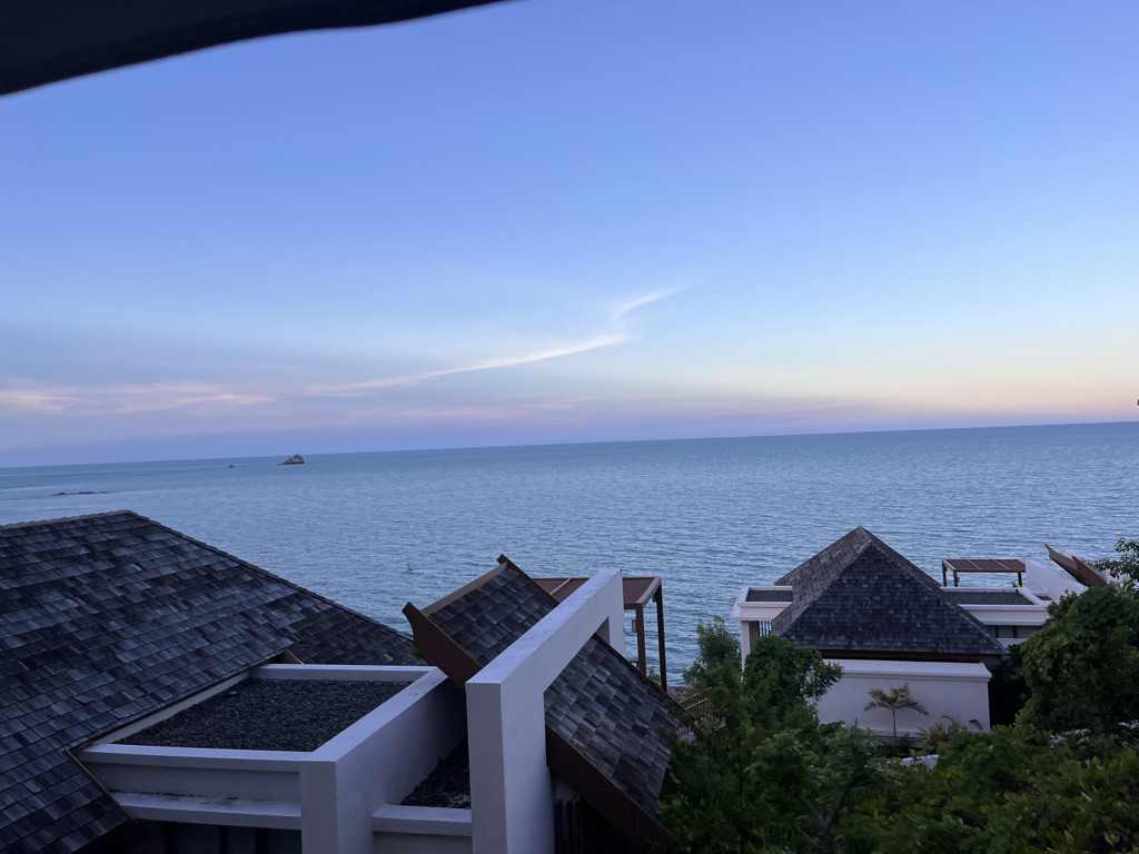 リッツカールトンサムイ　　　宿泊記　ブログ　プラチナ特典　シャトルバス