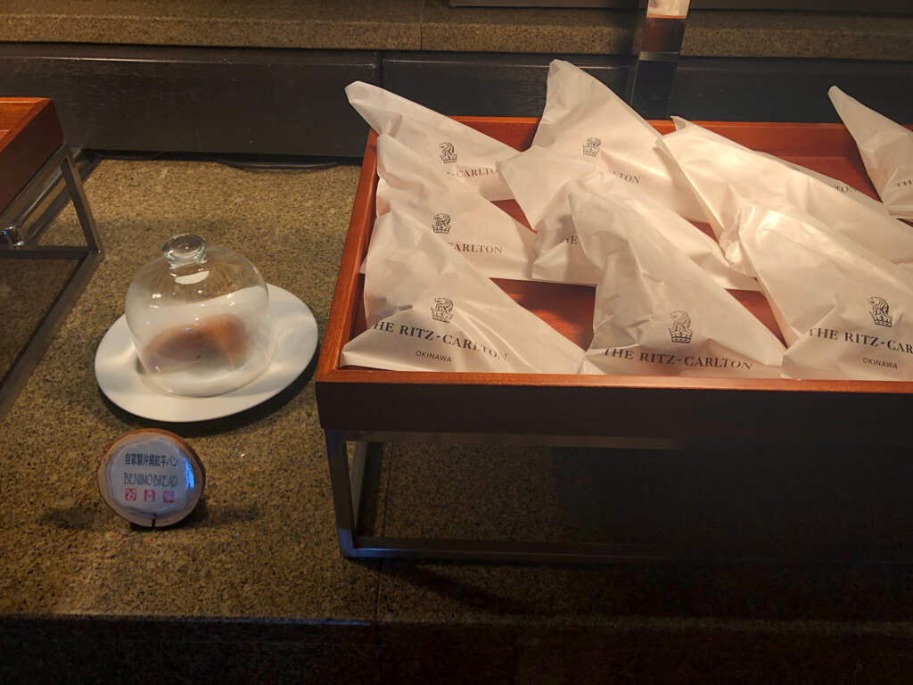 【リッツカールトン沖縄】コロナ後最新の朝食内容とグスクのディナーメニューをご紹介します! 18 リッツカールトン沖縄 コロナ 朝食 グスク ディナー メニュー SPGアメックス 紹介 プラチナ特典 レストラン割引