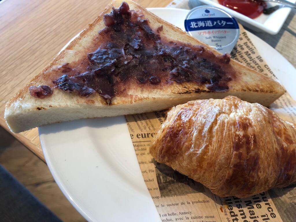 フォーポイントバイシェラトン名古屋中部国際空港　宿泊記　ブログ　プラチナ特典　朝食　駐車場　マリオットボンヴォイアメックス　紹介