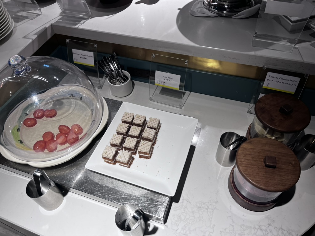 ウェスティン都ホテル京都クラブラウンジ　時間　メニュー　ブログ