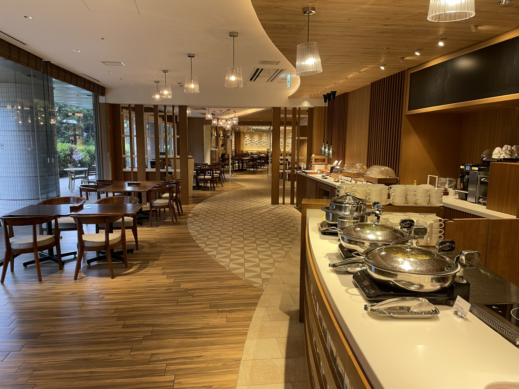 シェラトングランデ東京ベイ　朝食　値段　おすすめ　口コミ　　ガレリアカフェ　グランカフェ　トスティーナ　マリオットボンヴォイアメックス紹介