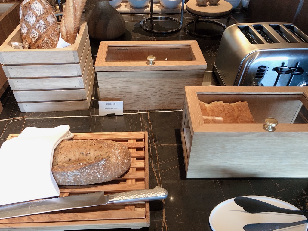 リッツカールトン福岡　クラブラウンジ　朝食　料金　アフタヌーンティ