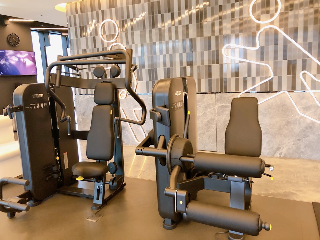 w大阪　ホテル　宿泊記　大浴場　駐車場　プール　読み方　プラチナ特典　マリオットボンヴォイアメックス紹介