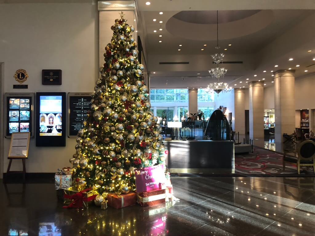 ウェスティン大阪　宿泊記　朝食　エグゼクティブラウンジ　アクセス　行き方　エグゼクティブキング　spgamex　プラチナ　特典