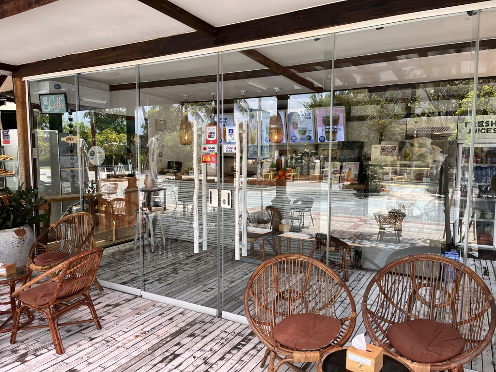 リゾートラバーがこよなく愛する島☆タイのサムイに行ってきました! サムイ島への行き方・バンコクエアウェイズ・空港ラウンジを利用した感想など 14 サムイ 行き方 バンコクエアウェイズ 空港ラウンジ プライオリティパス