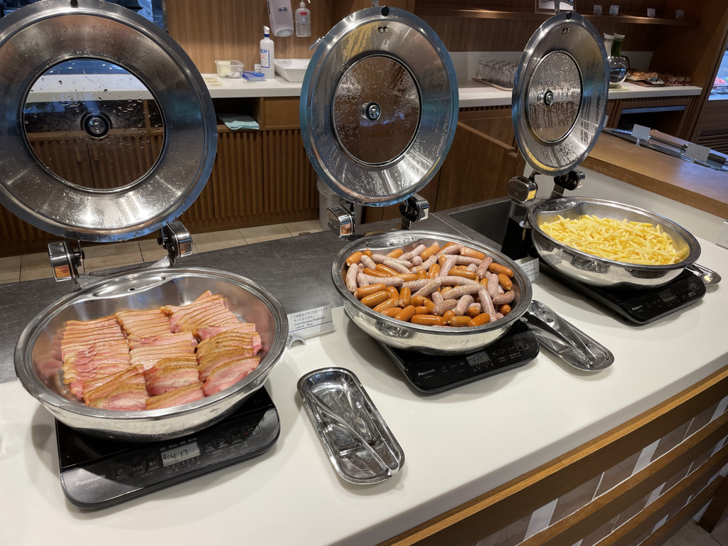 シェラトングランデ東京ベイ　朝食　値段　おすすめ　口コミ　　ガレリアカフェ　グランカフェ　トスティーナ　マリオットボンヴォイアメックス紹介