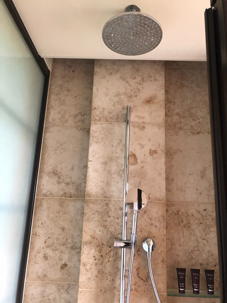 リッツカールトン沖縄宿泊記☆至極の時を過ごせる大人リゾートなホテルだった〜! 62 リッツカールトン沖縄 宿泊記 フィットネス GoToトラベル 地域共通クーポン プール 岩盤浴 スパ spgアメックス 紹介 プラチナ特典 エクスペリエンス アクティビティ