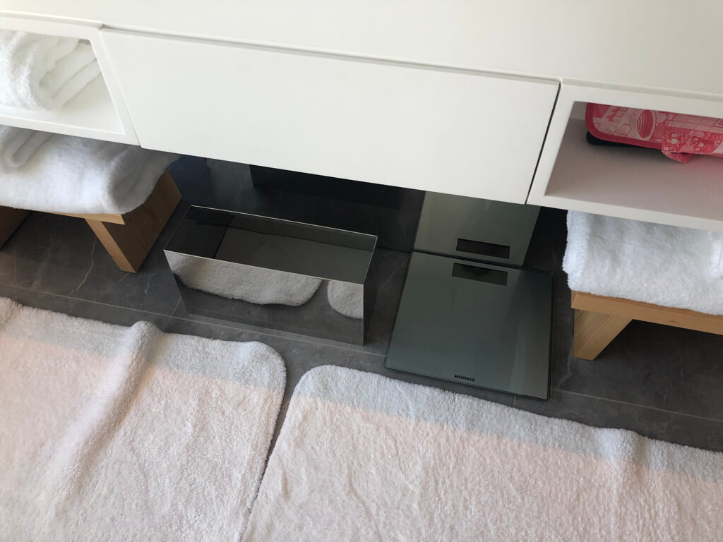 W大阪　マーベラススイート　子連れ　宿泊記 SPGアメックス紹介　朝食　プール　WETバー　サウナ　大浴場　フィットネスジム　駐車場　プラチナ特典　ルームサービス