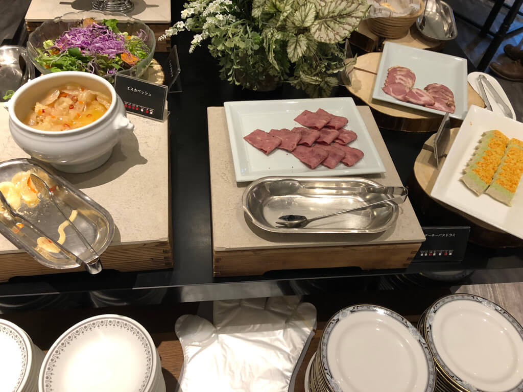 琵琶湖マリオット子連れ宿泊記☆久々の宿泊はちょっと様変わり!?滋賀の旅行支援しが周遊クーポンが激アツ♪ 109 琵琶湖マリオット 宿泊記 ブログ 子連れ 体育館 朝食 プール ラウンジ マリオットボンヴォイアメックス 紹介 プラチナ特典 ゴールド特典 子供添い寝無料