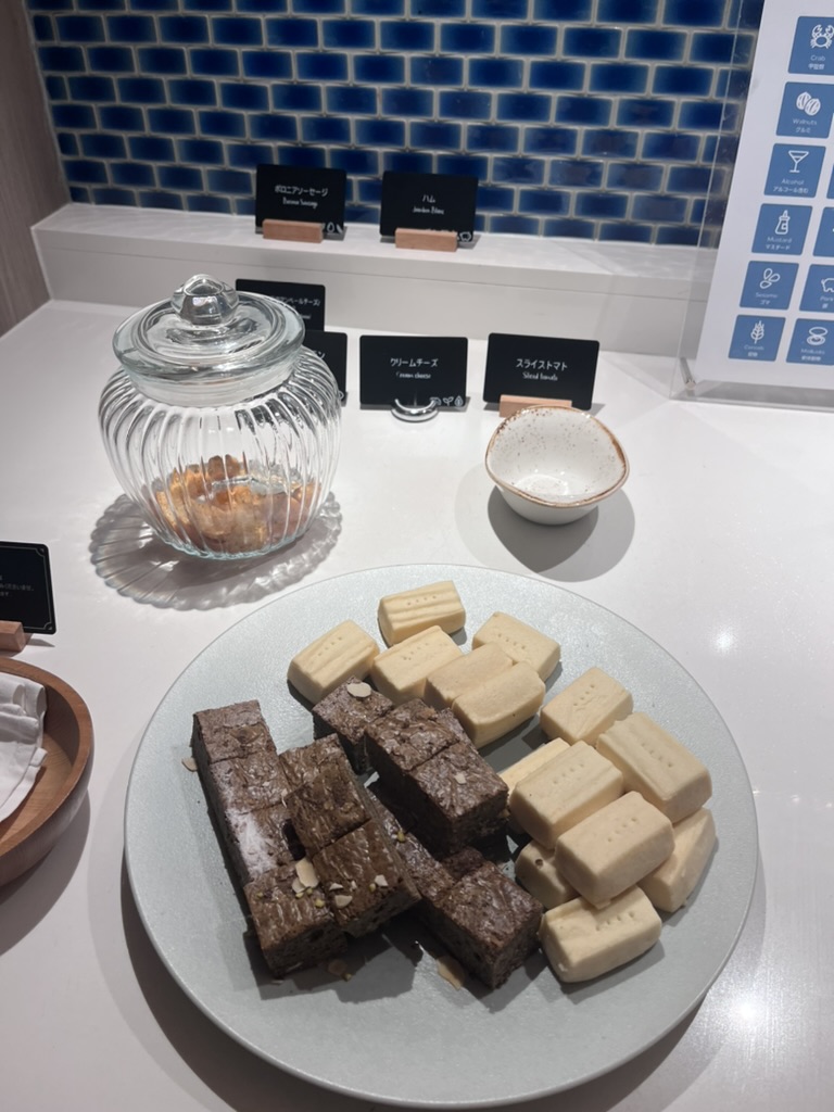 ヒルトン広島　エグゼクティブラウンジ　利用できる条件　服装