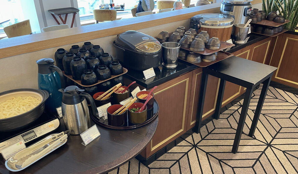 シェラトングランデ東京ベイ　朝食　値段　おすすめ　口コミ　　ガレリアカフェ　グランカフェ　トスティーナ　マリオットボンヴォイアメックス紹介